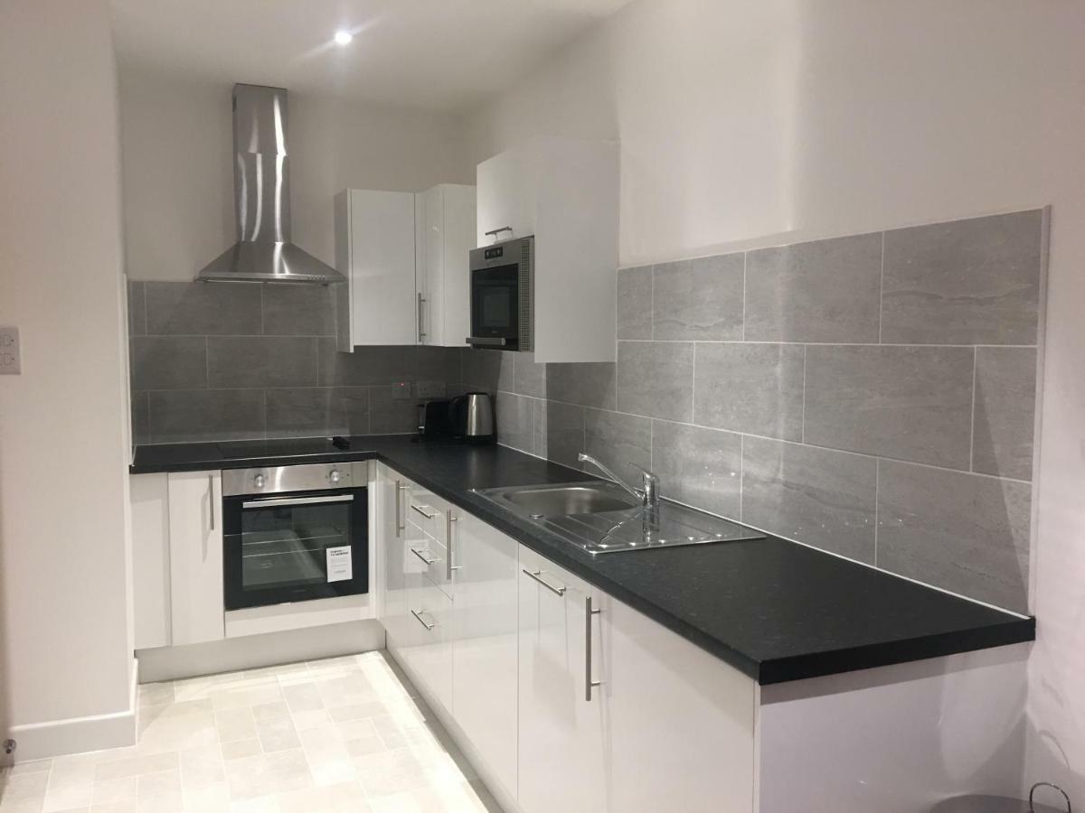 Somerville Apartments London Heathrow Хитроу Экстерьер фото